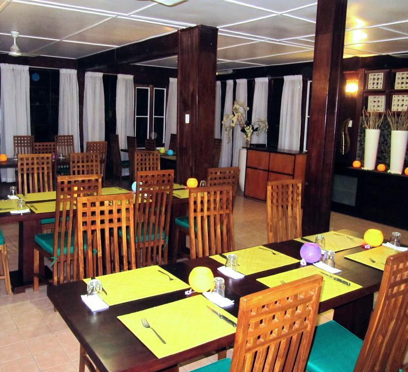 星霖小屋酒店 莫尔兹比港 外观 照片